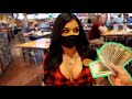 TIPPING WAITRESSES $5,000!!