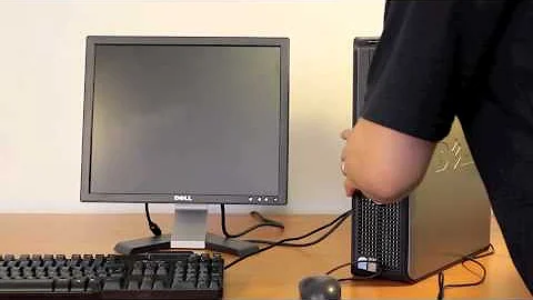 Wie macht man einen Dell Computer an?