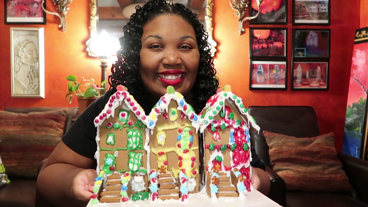 GINGERBREAD ROW HOUSE KIT Review Tabby's Christmas