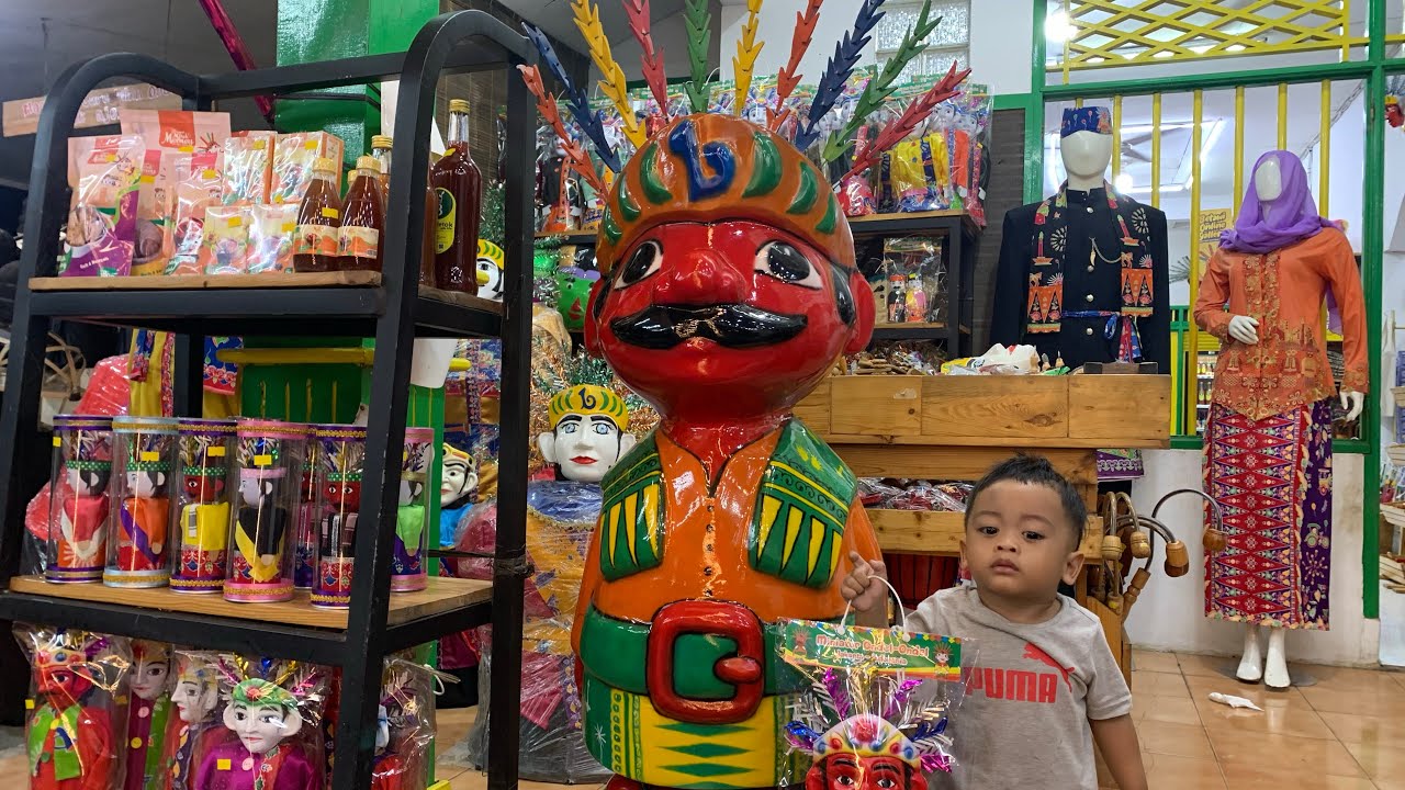 betawi punya ondel ondel!!!!