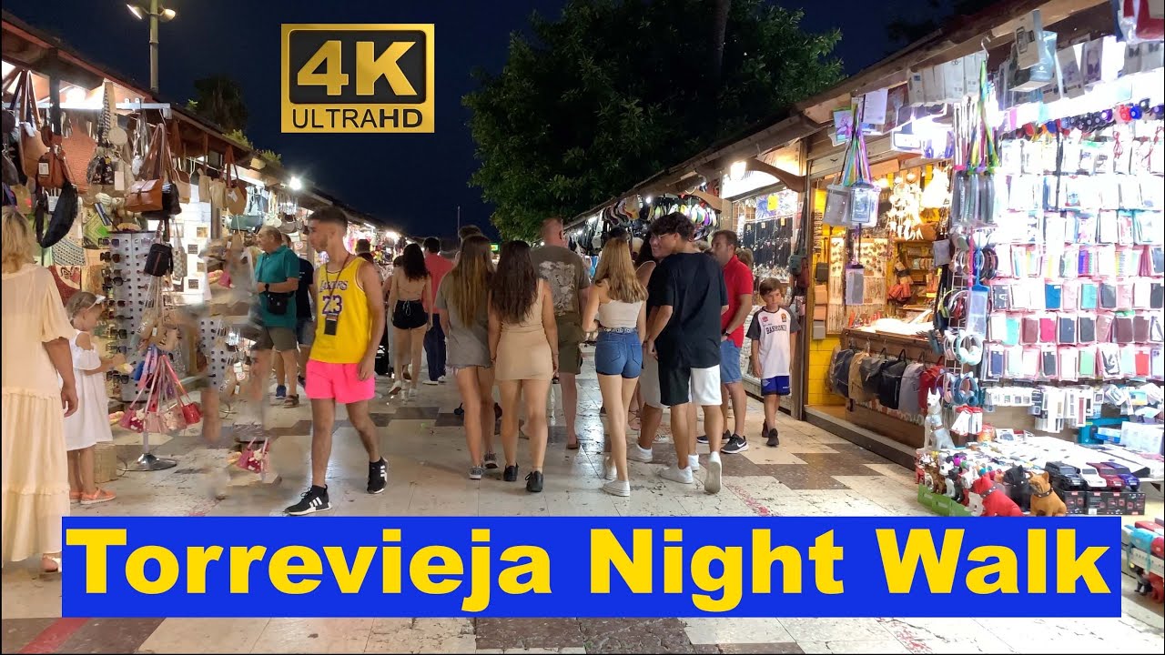[4K] Torrevieja, Costa Blanca, Spain. Nighttime Walking Tour Heading to the Promenade August 2022 🇪🇸