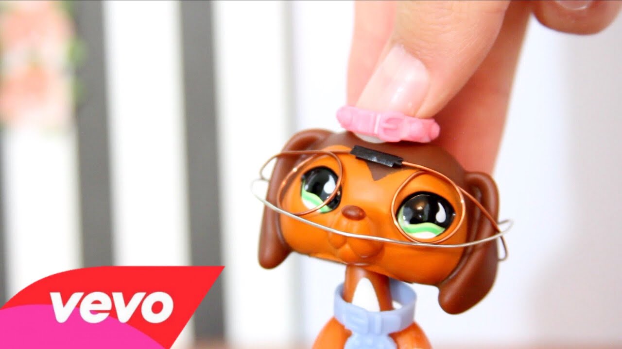 Last Friday Night (T.G.I.F) | LPS MV