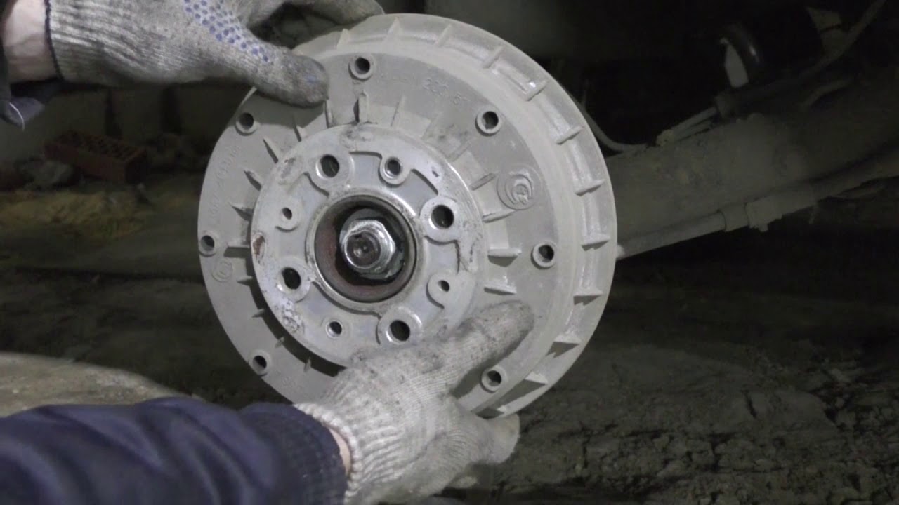 СЕКРЕТ ДОЛГОЙ СЛУЖБЫ ЗАДНИХ ТОРМОЗОВ на ЛАДА ПРИОРА. - YouTube