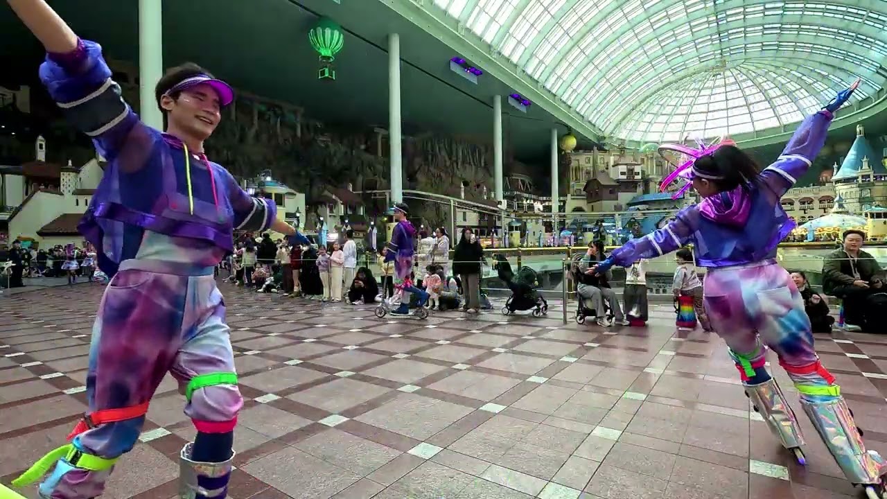 [4K]롯데월드 어드벤처 Let's Play로티스어드벤처퍼레이드2026.01.28. 프로덕션 오프닝로티 로리 직캠