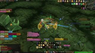 The Old Timers Cafe vs Hellfire Assault - Heroic (Tank POV)