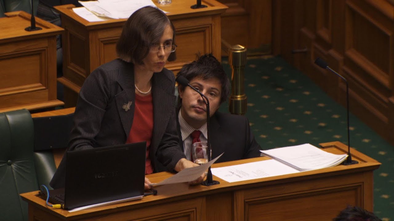 Deaf Politician Mojo Mathers