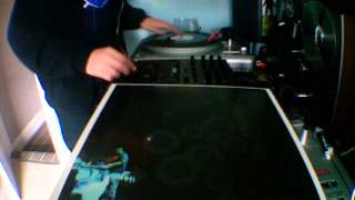 DL4 beat - With The Real Shit
biggups Henry at Dub Studio for the dubplate. Beat made using DL4 Loop Pedal and a copy of Ricci Ruckers Utility Phonograph Record vol. 3. DL4 beat - With The Real Shit