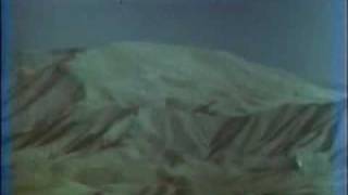 Cemenlikte Biten Otlar Azeri Dede Korkut