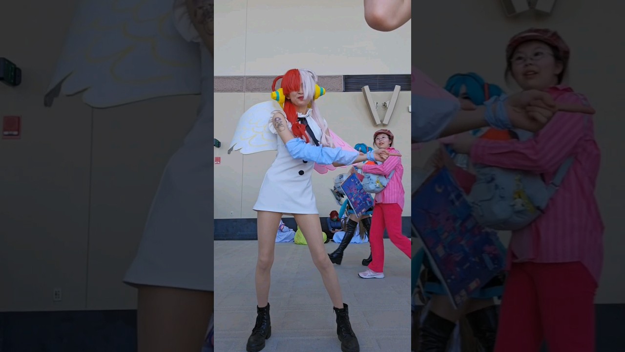 HATSUNE MIKU?! #onepiece #uta #anime #cosplay #cosplayer