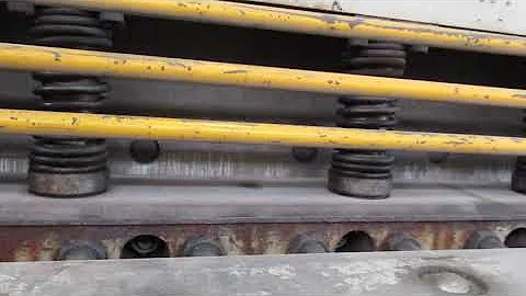 Lot 2 - U.S. Industrial Machinery Hydraulic Shear