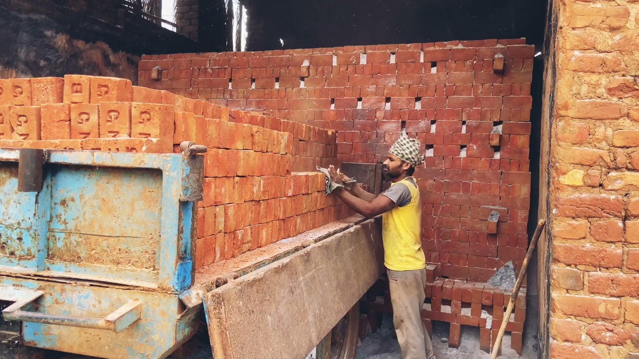 Bricks 🧱 loading work 