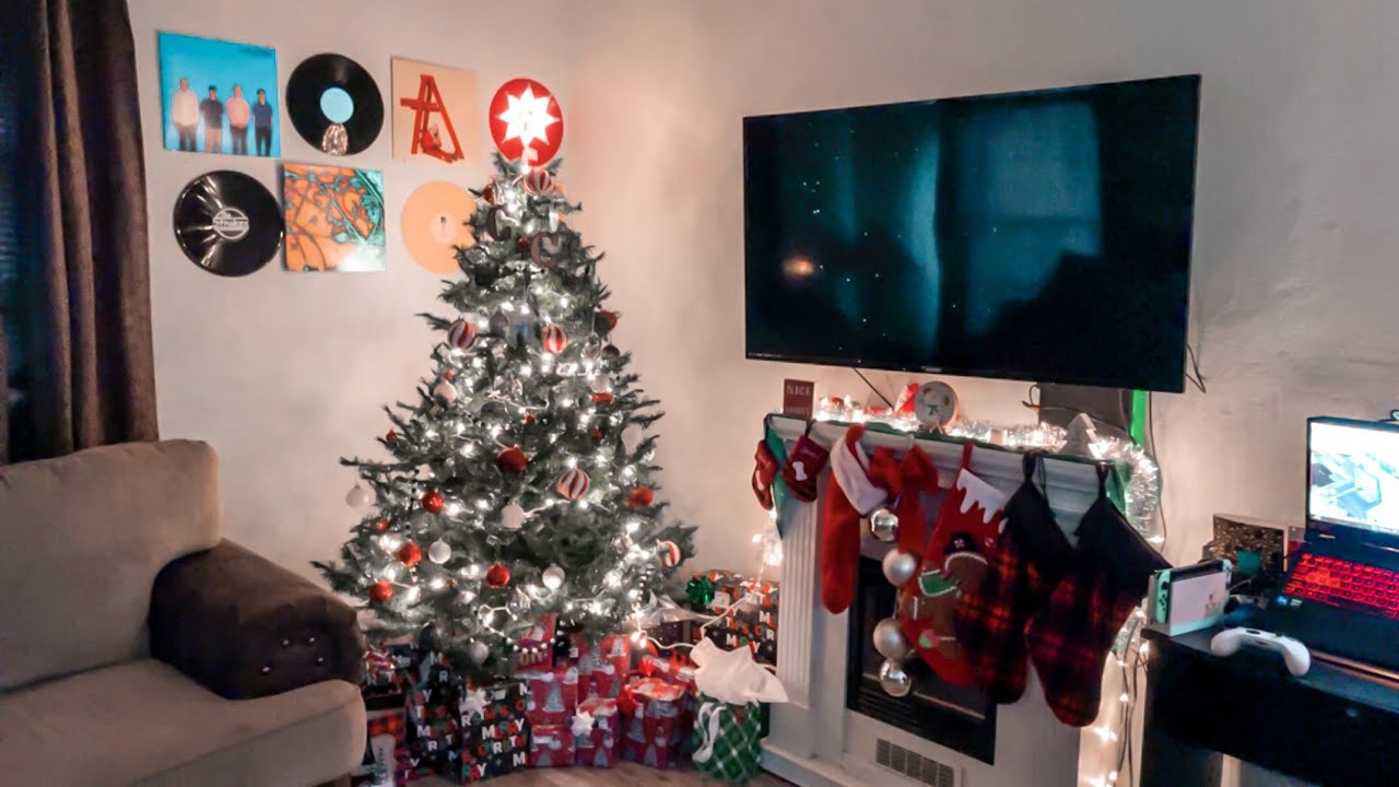 christmas-decorating-first-doctors-appointment-for-baby-2-youtube