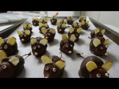 how to make chocolate cherry mice