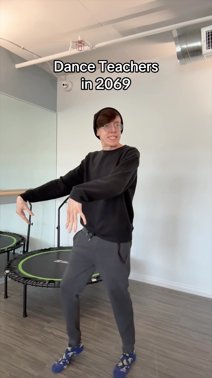 Dance Teachers in the Future ?? #TheManniiShow iB​⁠@bigtimemaca