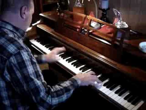 Allen Dale-She'll Be Comin' round the Mountain