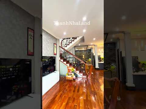 Nhà phố ngay gần Tỉnh Uỷ Lâm Đồng. Gần chợ Đà Lạt. Giá tốt để định cư lâu dài