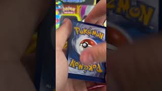 ￼Biggest hit yet?!? #pokemonhits #pokemoncardrips #hitpull #insanepull