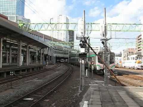 Rail 仙台駅7・8番線に並走状態で入線してくるE721系と719系