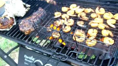 Rebekah Faulk Grills Vidalia Onions