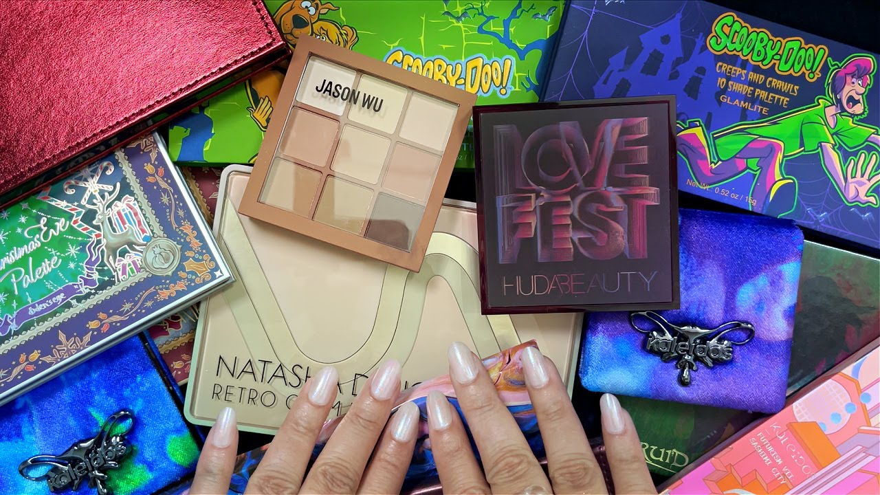 ASMR| Eyeshadow Palette Tingles 🌟 Tracing, Reading Shade Names, Tapping, Scratching (Show & Tell)