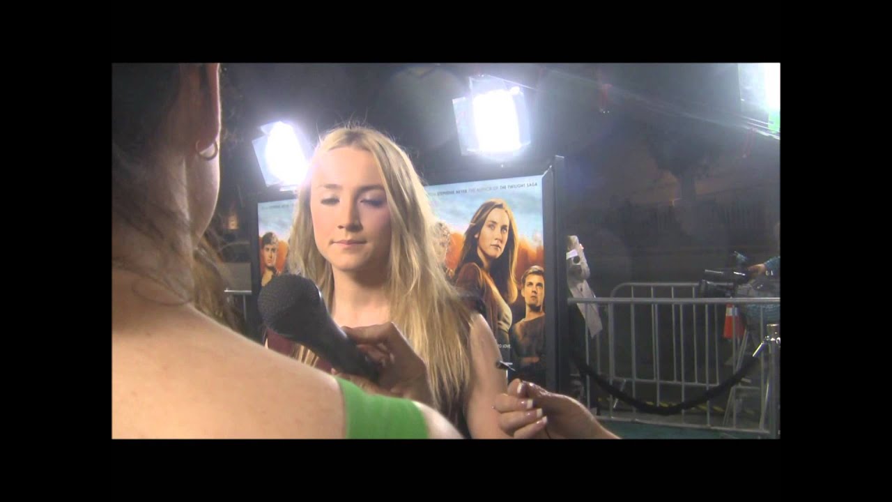 Saoirse Ronan The Host by Stephenie Meyer premiere