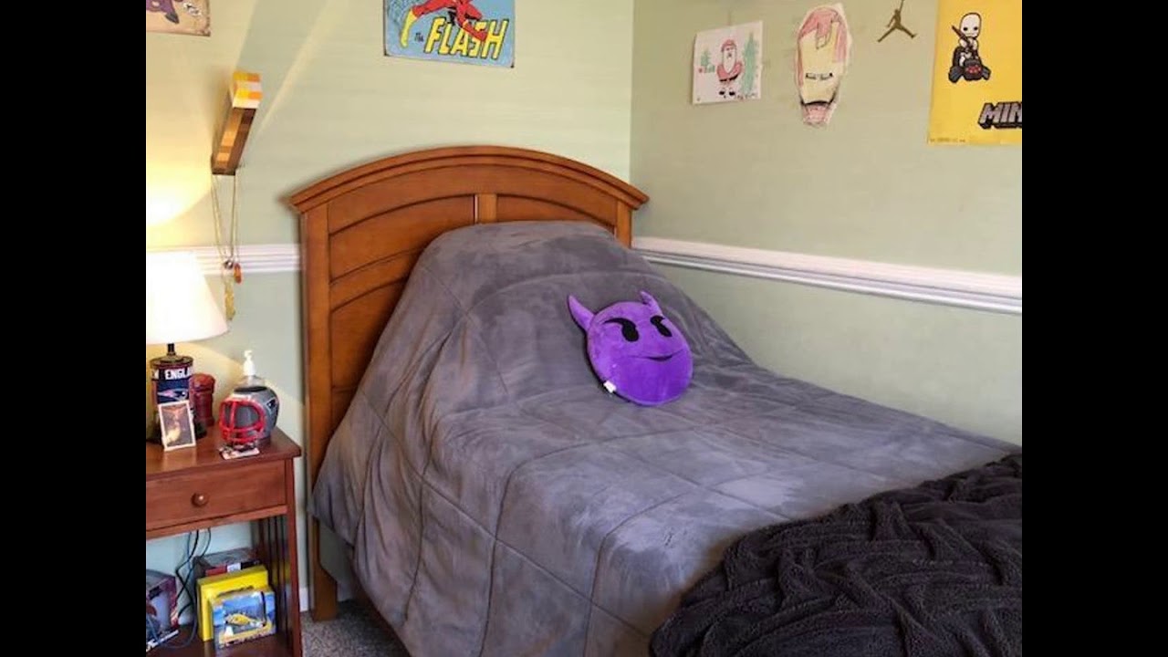 98 Harris Lane Staten Island, NY 10309 Townhouse Real Estate For