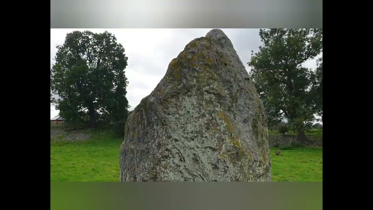 Mayburgh is a large and impressive Neolithic henge. Its banks stand up to three metres high