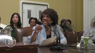 HILARIOUS Clip Shows Maxine Waters Getting LESSON on How Credit Scores Work