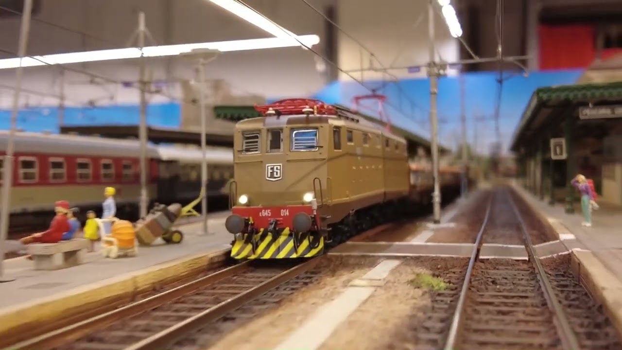 E.645 1a serie Rivarossi: HR2933 e HR2934