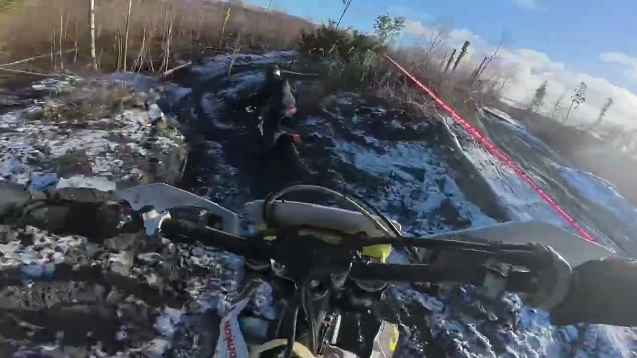 Fist time at @enduroworldwales 🏴󠁧󠁢󠁷󠁬󠁳󠁿❄️