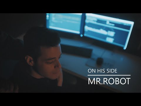 Mr Robot - on his side