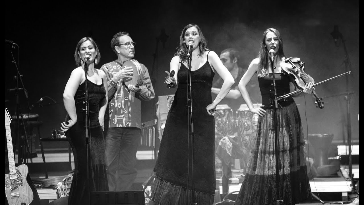 Acetre y Eliseo Parra en directo. La Tonadita Llana y Bailes del Pandero