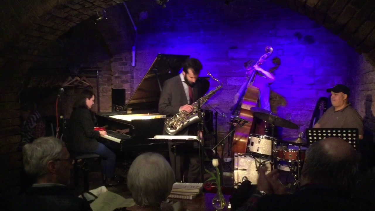 "Fashion Dance" comp.by P. Klohmann