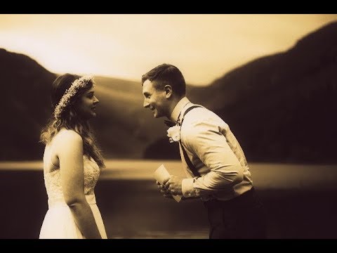 Vina Panduwinata - Duniaku Tersenyum (with Lyrics)