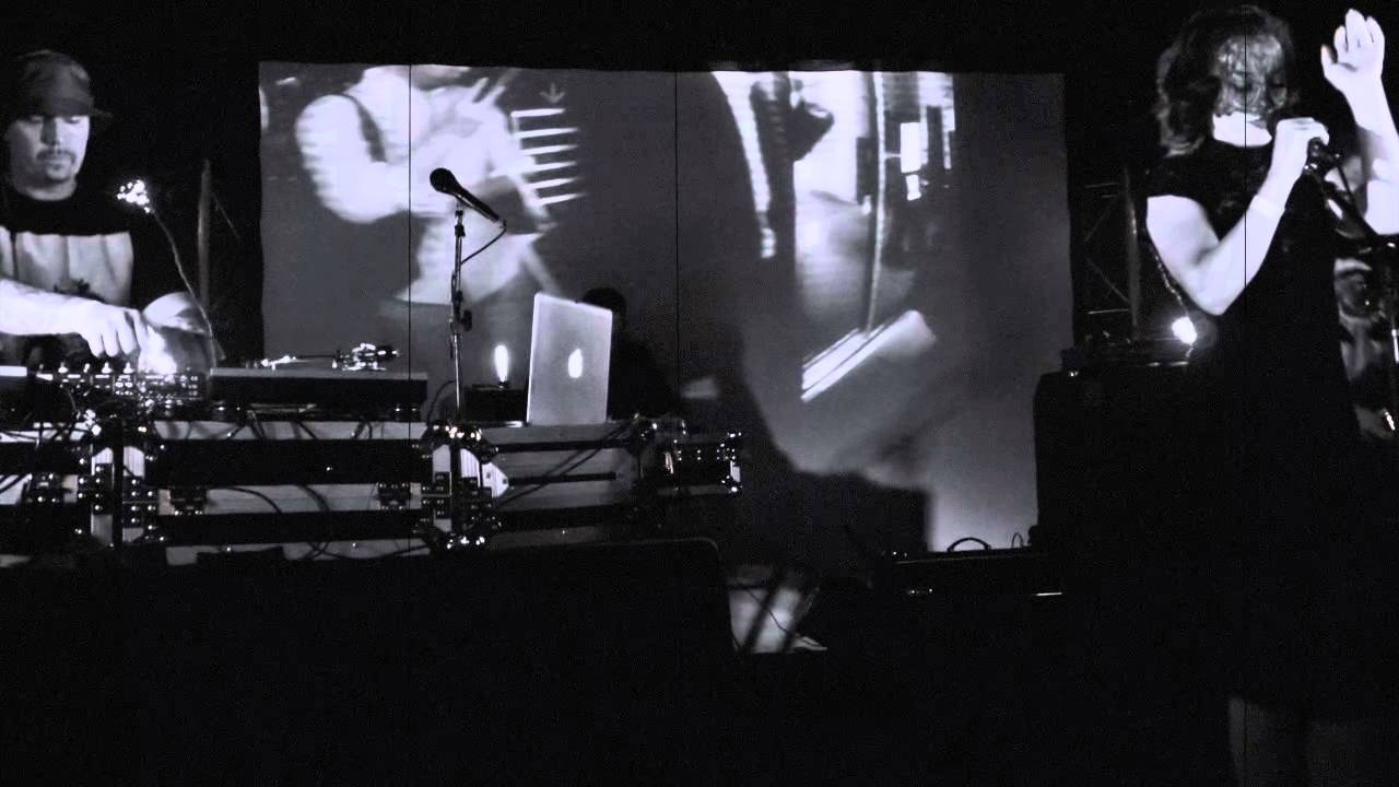 CMHHTD Cross My Heart Hope To Die 1st Performance