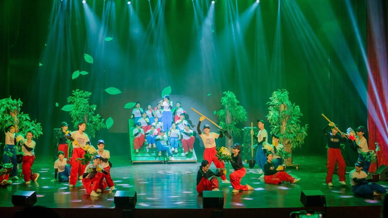 “NGHE LÁ, NGHE MÙA XANH YÊU” | CLB VĂN NGHỆ XUNG KÍCH CKT