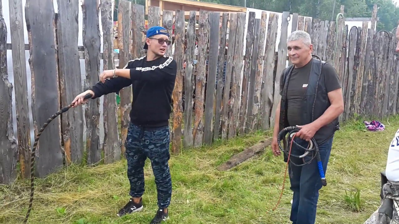 Плеть из кожи своими руками. Как научиться бить плетью. Кнут пастуха. Незаменимая вещь  - плетка.