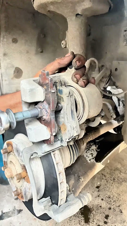 Brake calipers Piston Pressing! #brakecalipers #caliperpiston #calipertools #rxmechanic