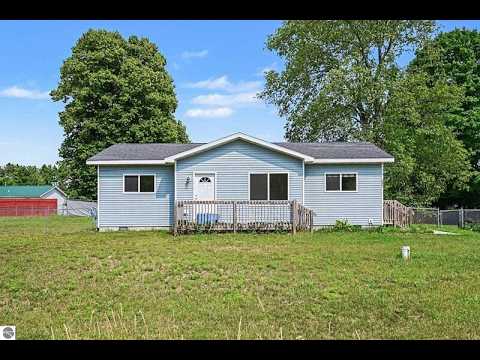 3328 Clyde Drive, Mesick, MI home video tour