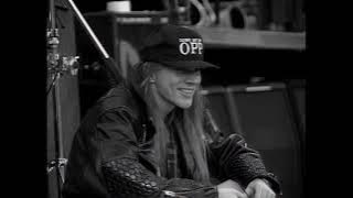 Guns N Roses - Live in Tokyo 1992 Use Your Illusion Tour (Part 2 no cuts) (HD Remastered)