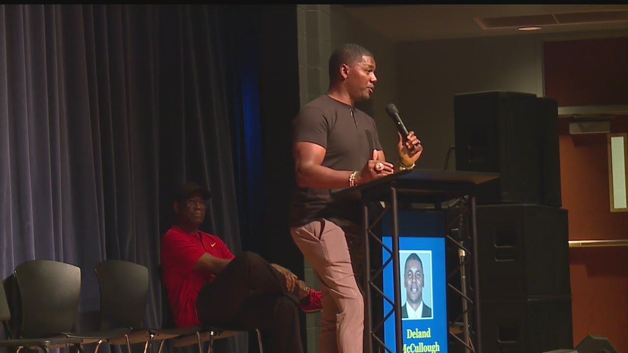 Sherman Smith and Deland McCullough speak at Youngstown City Schools event