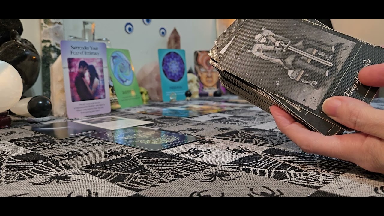 Лео ♌️ Они держатся за края своих сидений, потому что, боже мой, я не могу поверить, что ты насто...