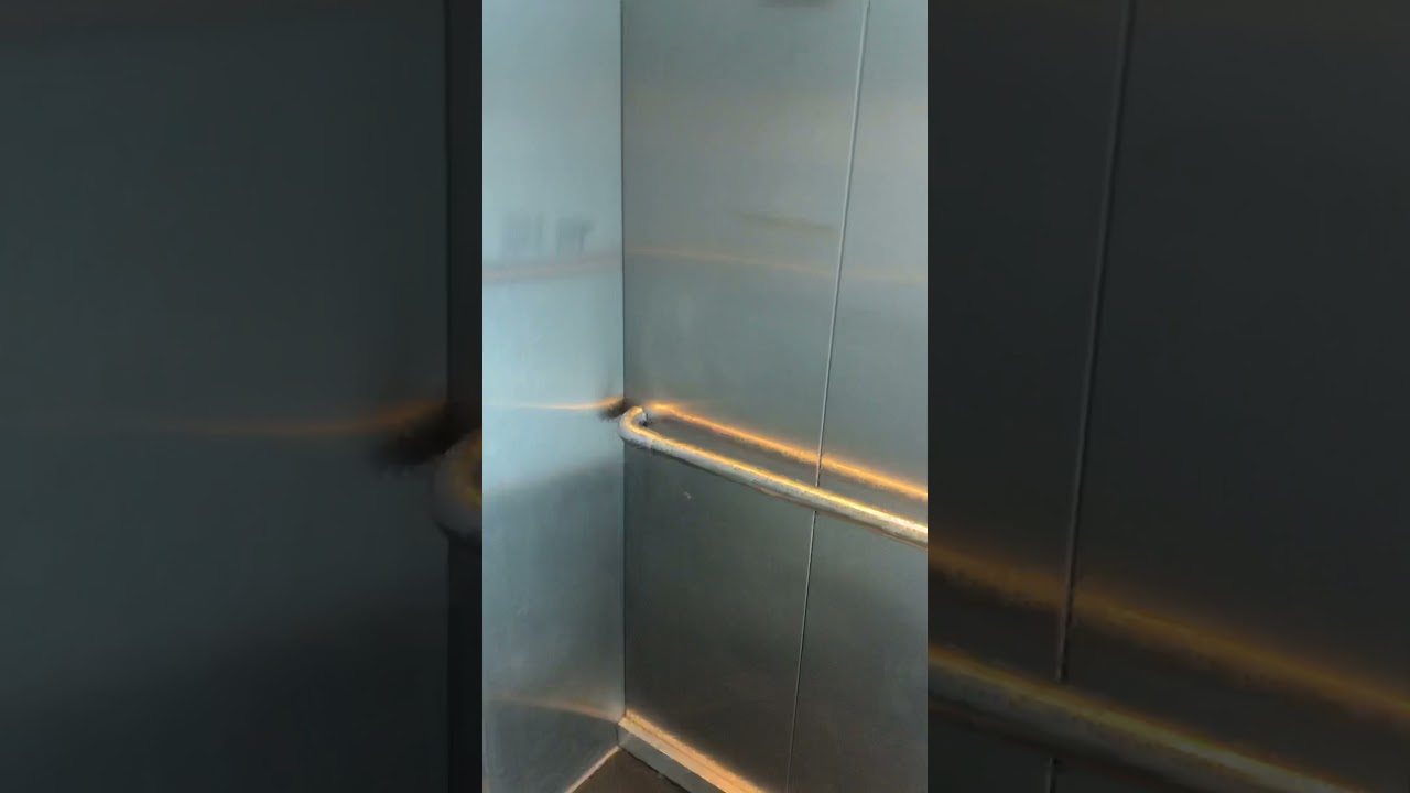 Glass Lift In Omni