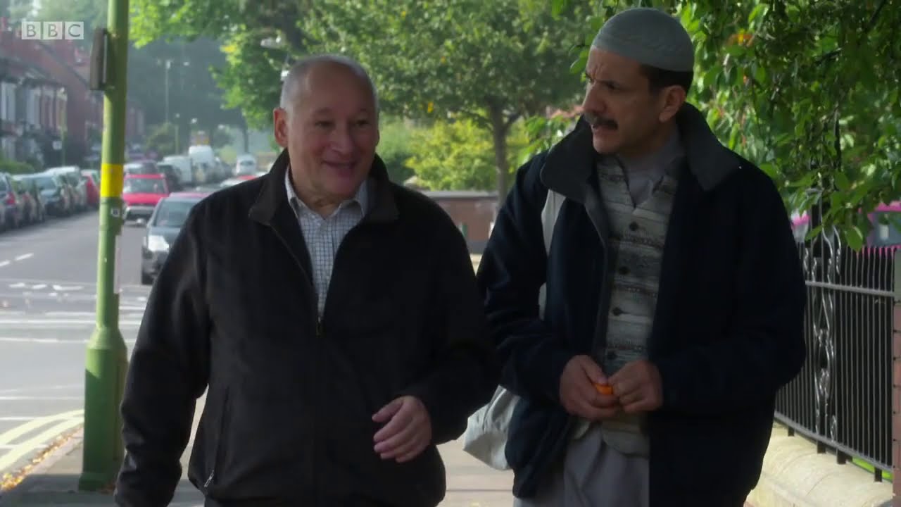 Adnan Rashed as Bashar Mafouz DOCTORS BBC1 - YouTube