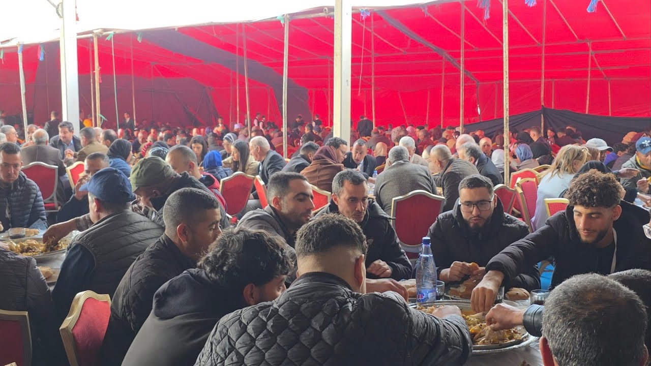 أجواء احتفالية ترافق زيارة أخنوش إلى مدينة الناظور 