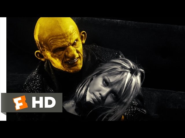 Sin City (10/12) Movie CLIP - That Yellow Bastard (2005) HD - YouTube