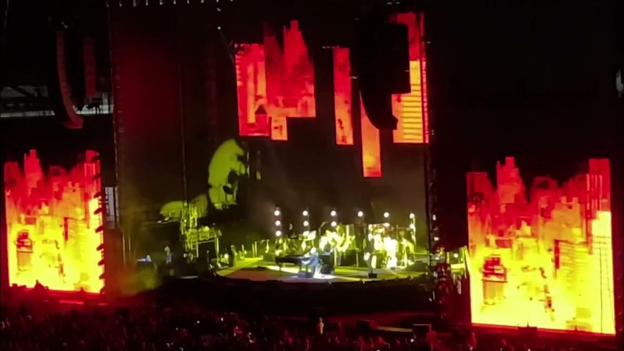 Billy Joel Miami 2017 (I’ve seen the lights go out on Broadway) live