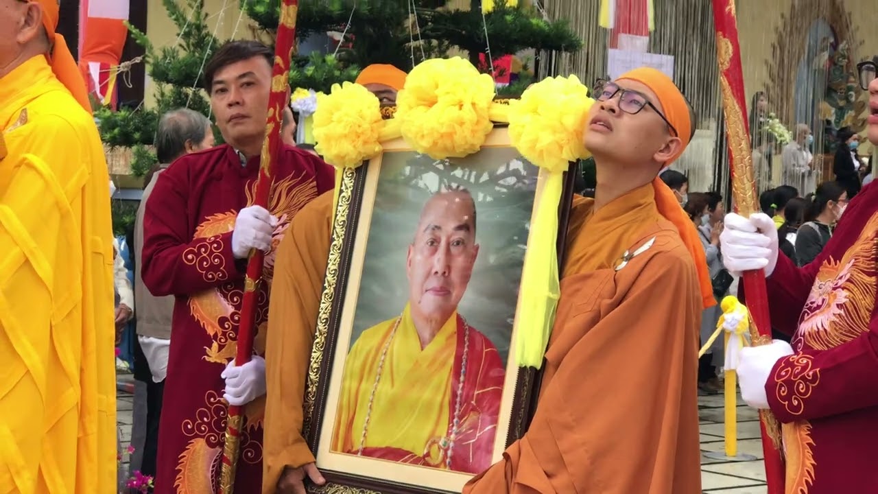 Sư Phụ Trụ trì chùa Huỳnh Đạo  “ Thích Tôn Trấn  “ Núi Sam Tp Châu Đốc đã thuận thế vô thường !🙏!