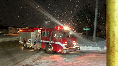 Buena Vista MI FD E-1 Responding To GARAGE FIRE