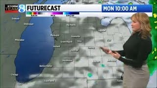 Storm Team 8 forecast, 10 p.m., 110225
